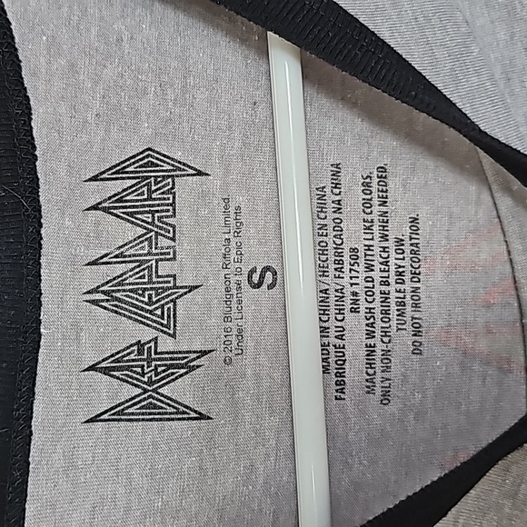 Def Leppard baseball tee, Size small (mens) - Picture 3 of 4
